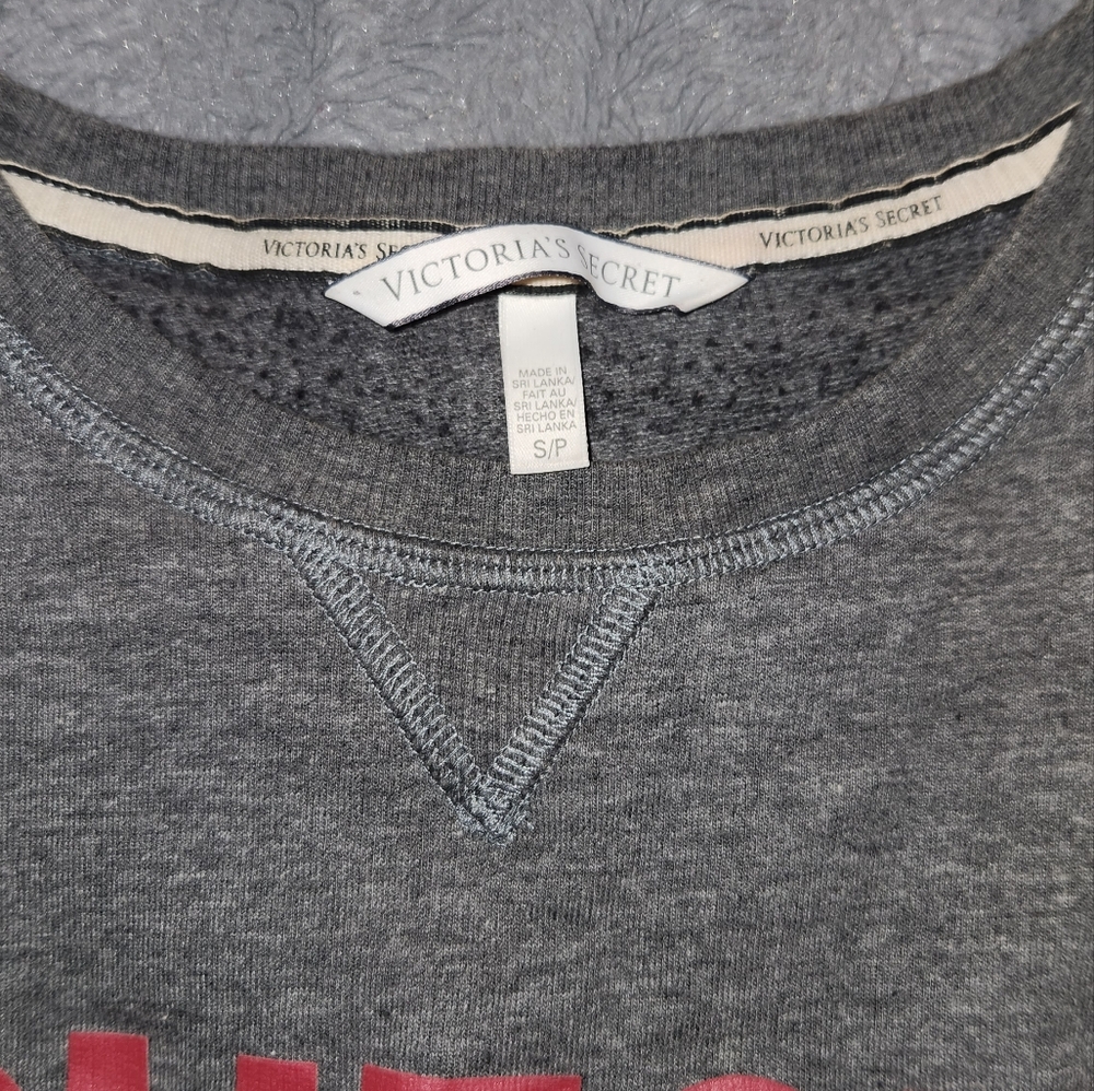 VICTORIA SECRET SWEATER! - Picture 2 of 3
